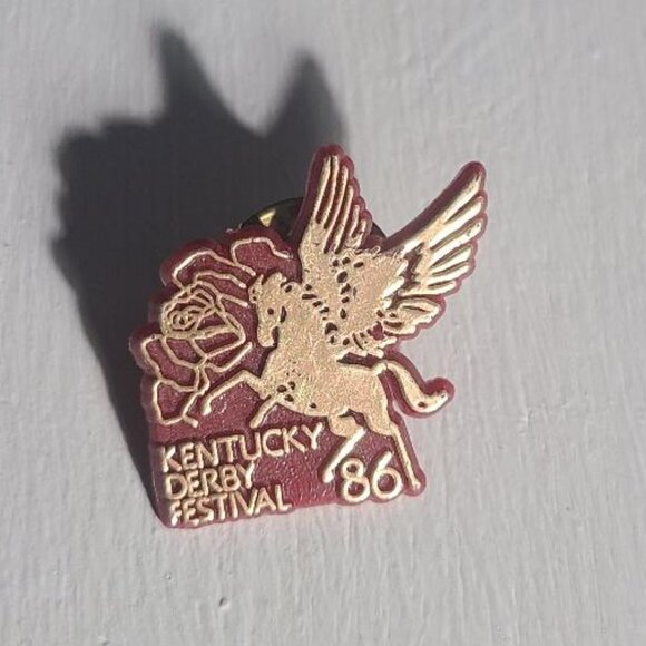 Kentucky Derby Festival 1986 Vintage Pegasus Lapel Pin - Picture 1 of 4